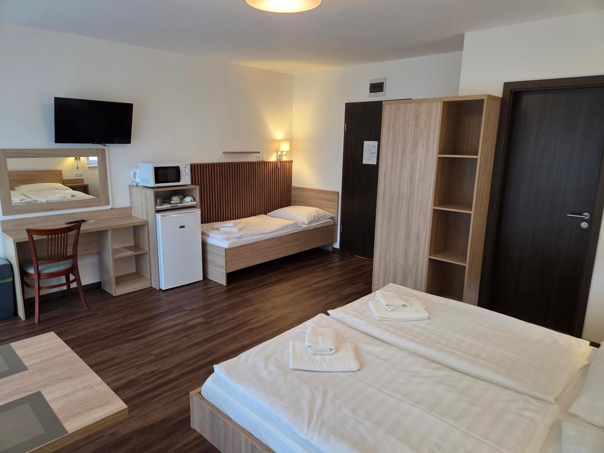 Adam Apartmanhaz 시오포크 외부 사진